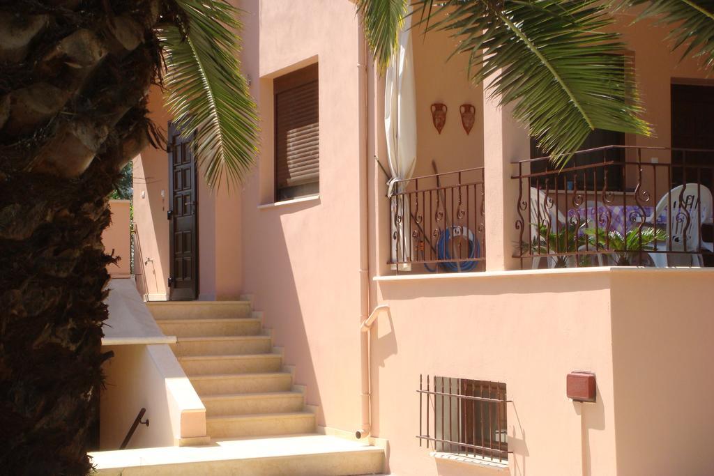 Villa Angela Sikiá Exterior foto
